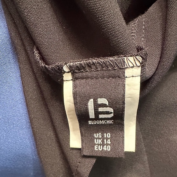 BLOOMCHIC 00 0X XL Half Black Half Blue Blouse W Bows R $29 - Picture 4 of 8